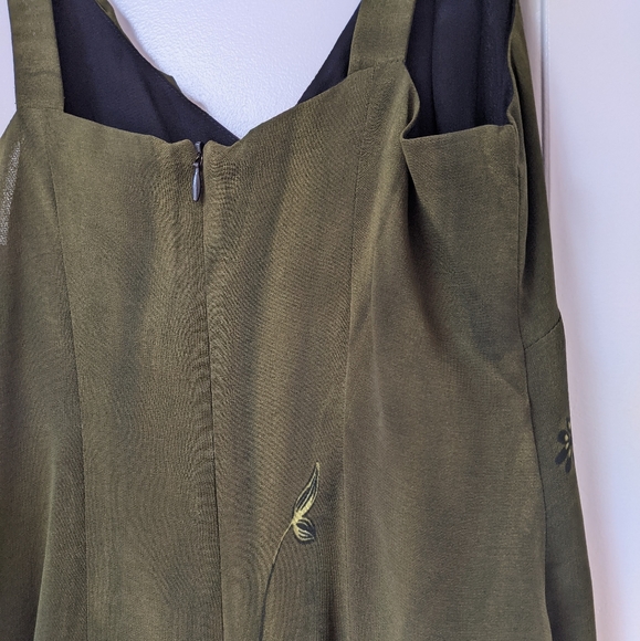 NWOT Gorgeous Olive/Deep Green Midi/Maxi Dress - Picture 6 of 14